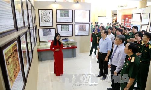 Phú Thọ trưng bày tư liệu 'Hoàng Sa, Trường Sa của Việt Nam'